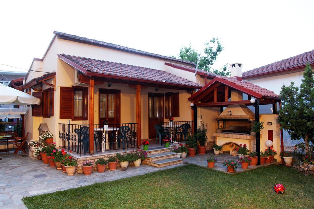 Vasiliki Apartments Platamonas Exteriör bild