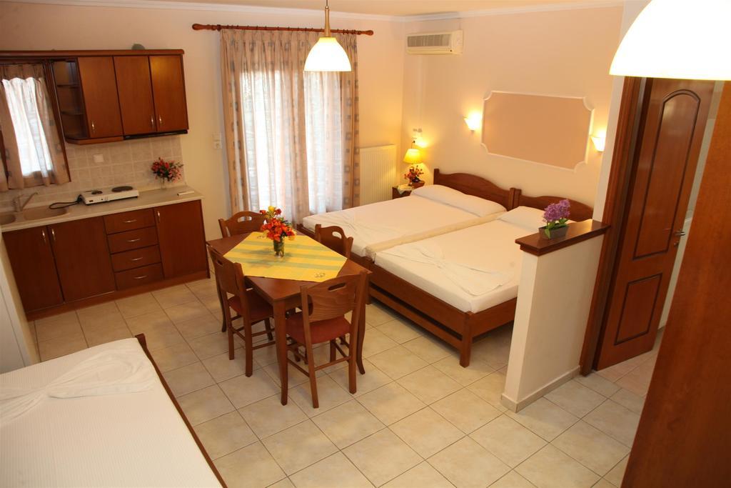 Vasiliki Apartments Platamonas Exteriör bild